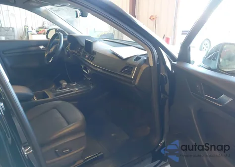 2020 Audi Q5 Premium 45 Tfsi Quattro S Tronic z USA, uszkodzony, nr VIN WA1ANAFY4L2010655